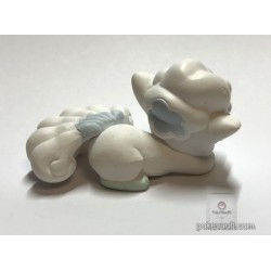 alolan vulpix sleeping