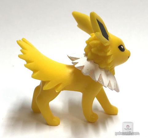 Pokemon 2018 Takara Tomy Eevee Friends Collection Jolteon Figure