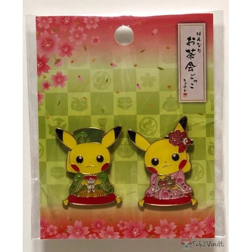 Pokemon Center Kyoto 19 Renewal Opening Campaign Pikachu Male Female Set Of 2 Pin Badges