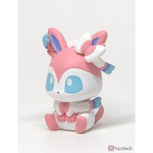 sylveon pop figure