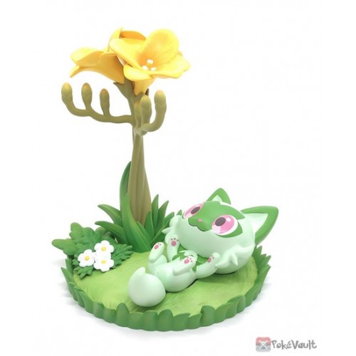 https://pokevault.com/image/cache/catalog/202108/1677675618_pokemon-center-nya-nya-nya-sprigatito-accessory-tray-3-500x500.jpg