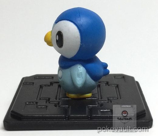 takara tomy piplup