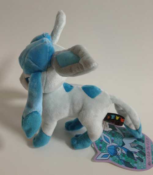 pokemon glaceon toy