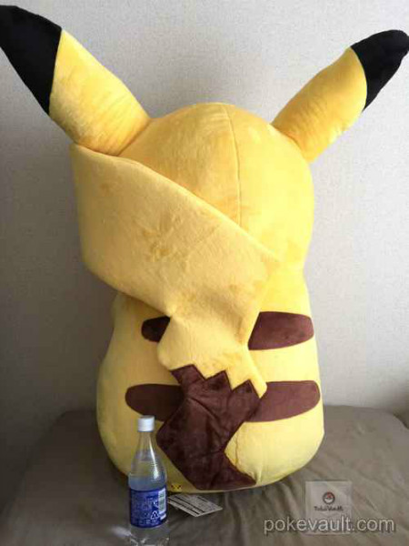 giant pikachu stuffy