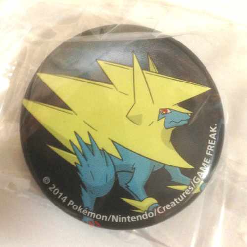 Pokemon Center 2014 Collectible Mega Pokemon Series #2 Mega Manectric Metal Button